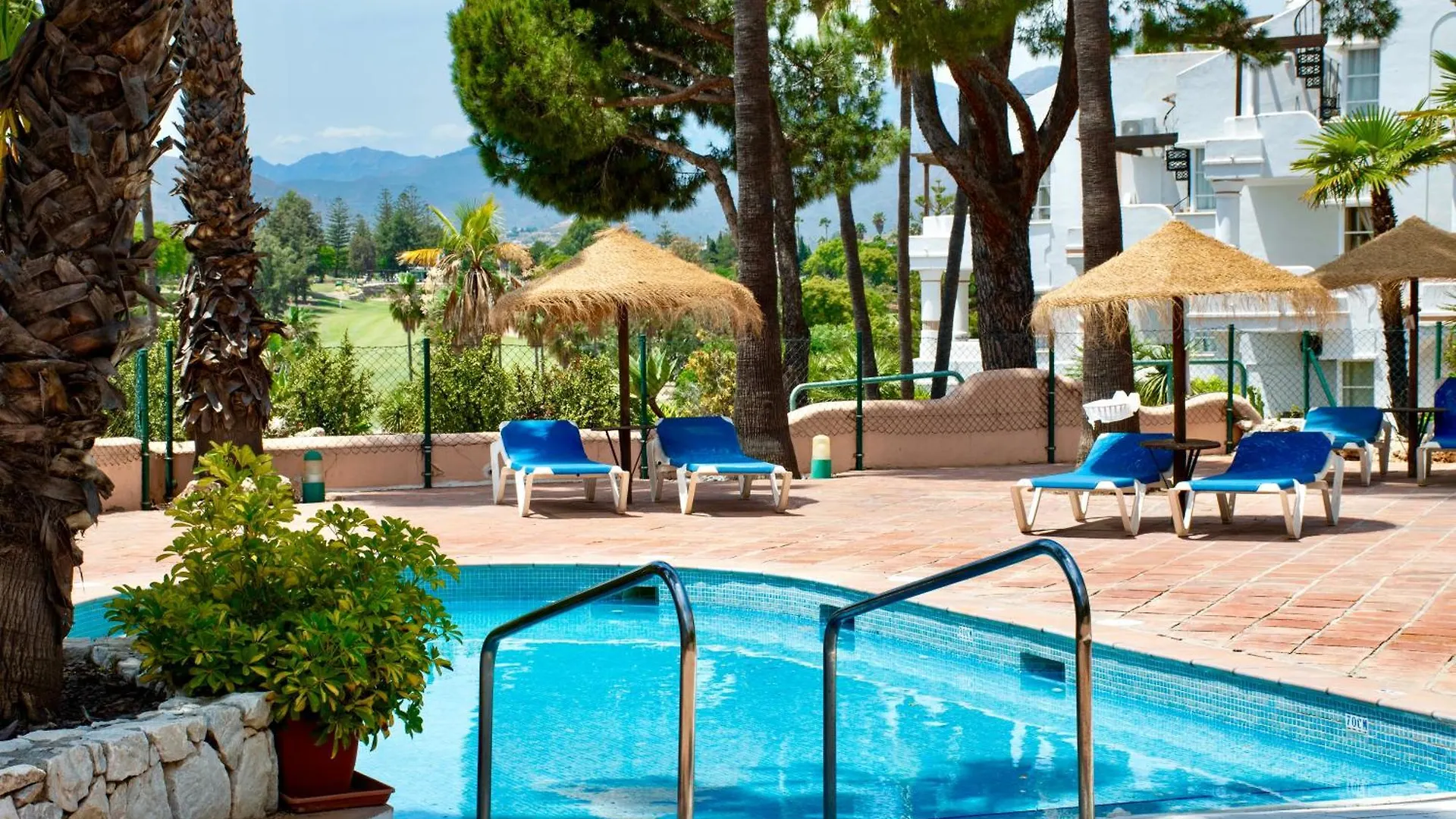 Leos Mijas Golf Apartment Fuengirola