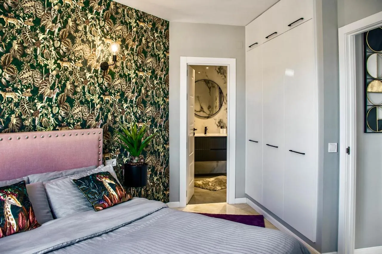 Leos Mijas Golf Apartment Fuengirola Spain
